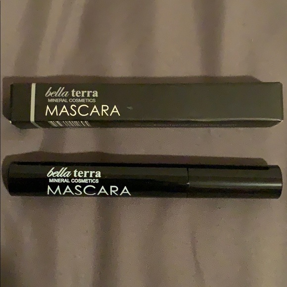 bella terra mineral cosmetics Mascara - Picture 2 of 2